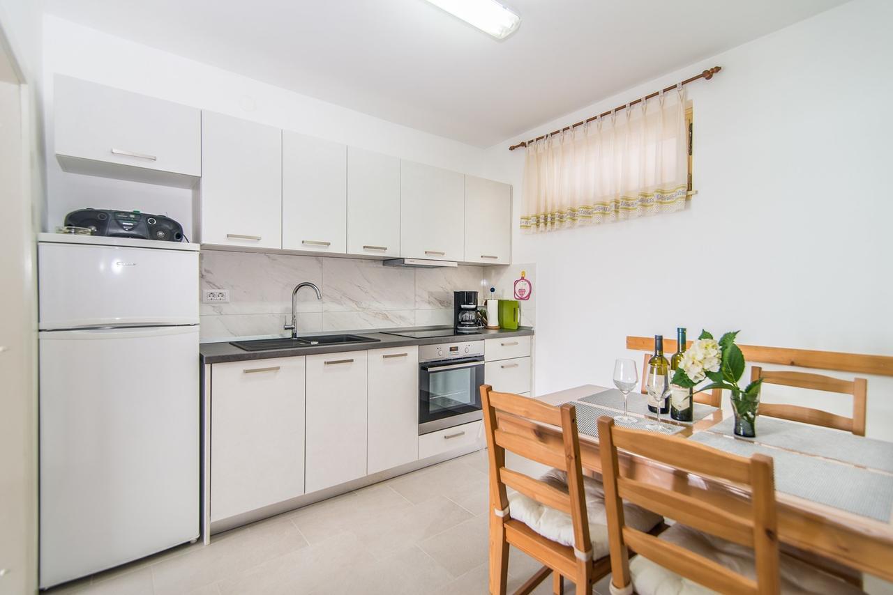Apartment Vesna Kandlerova Poreč Exteriör bild
